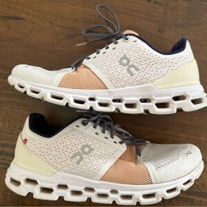 On Running Cloudstratus Shoes